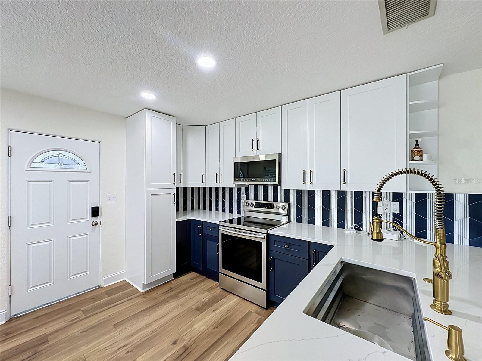 3210 RENLEE PL — photo 5