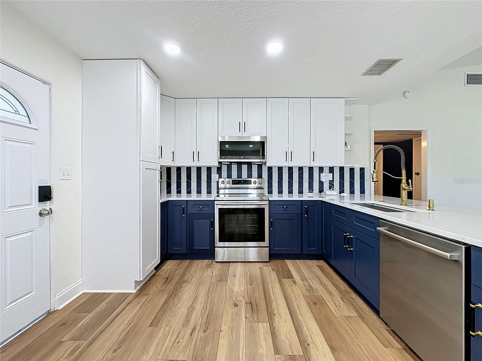 3210 RENLEE PL — photo 7