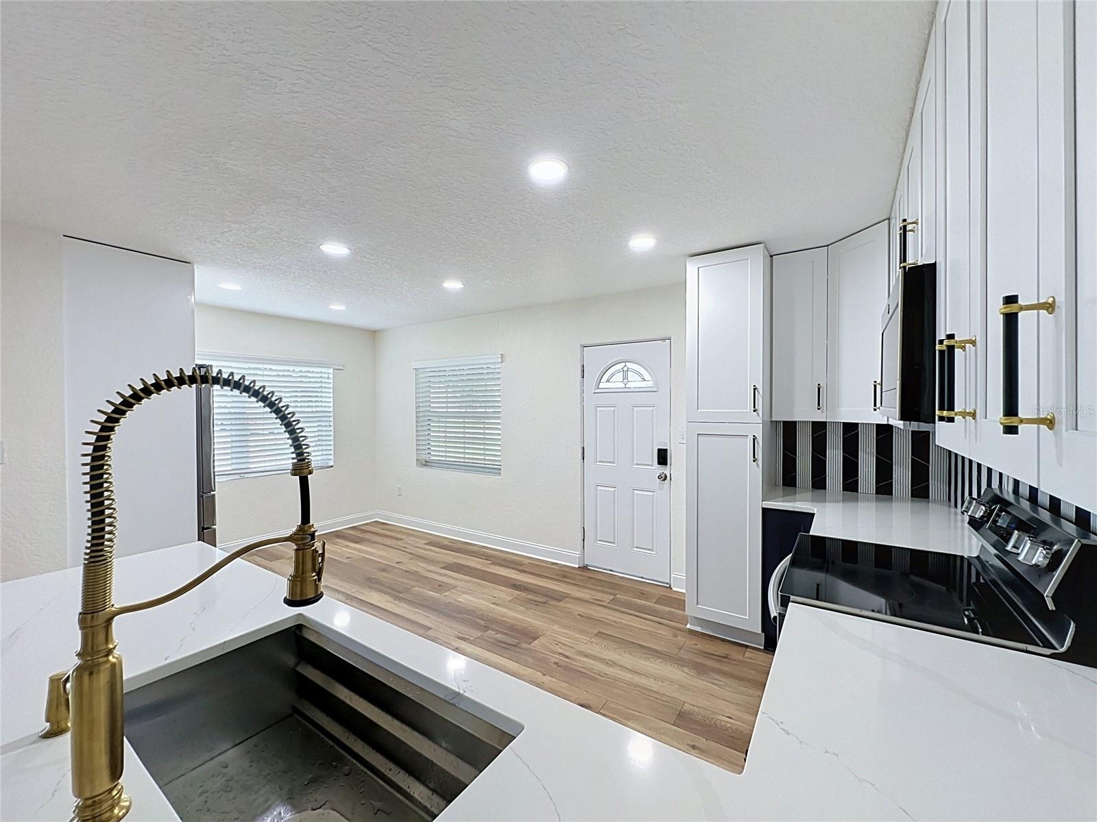3210 RENLEE PL — photo 10