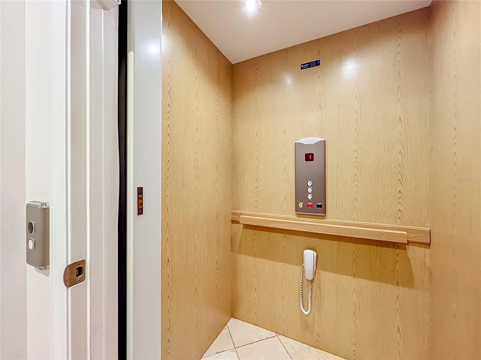 5305 BACARA CV — photo 11