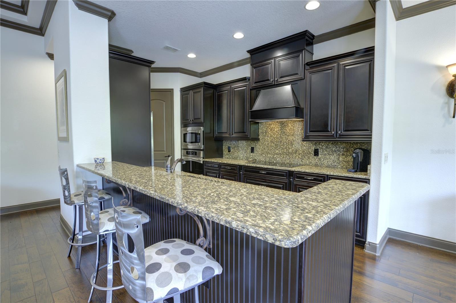 1219 GLENCREST DR — photo 8