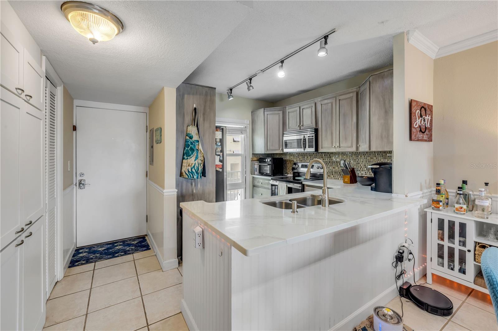 715 S BEACH ST #214D — photo 5