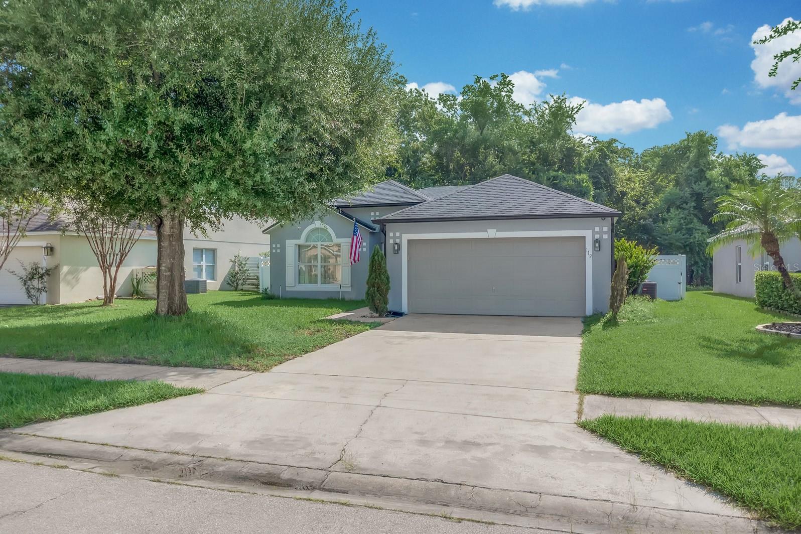 119 CROWN COLONY WAY — photo 2