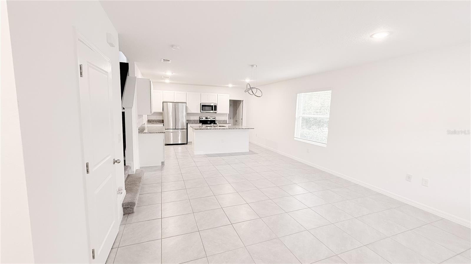 701 COSTA LN — photo 2