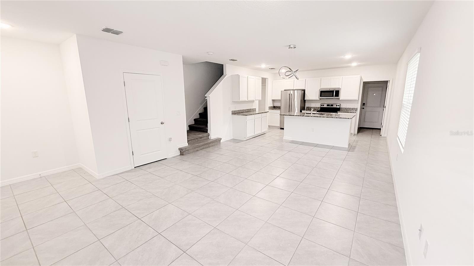 701 COSTA LN — photo 4