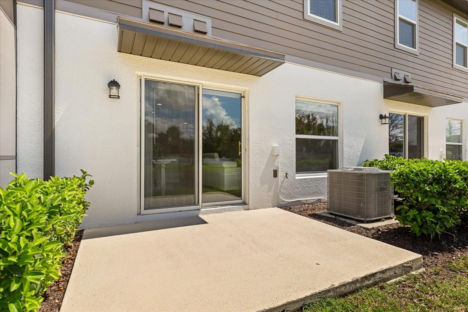 366 CAPE HONEYSUCKLE PL — photo 4