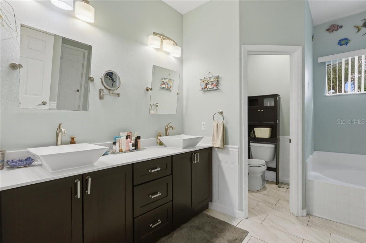 6 BIRDSEYE PL — photo 11