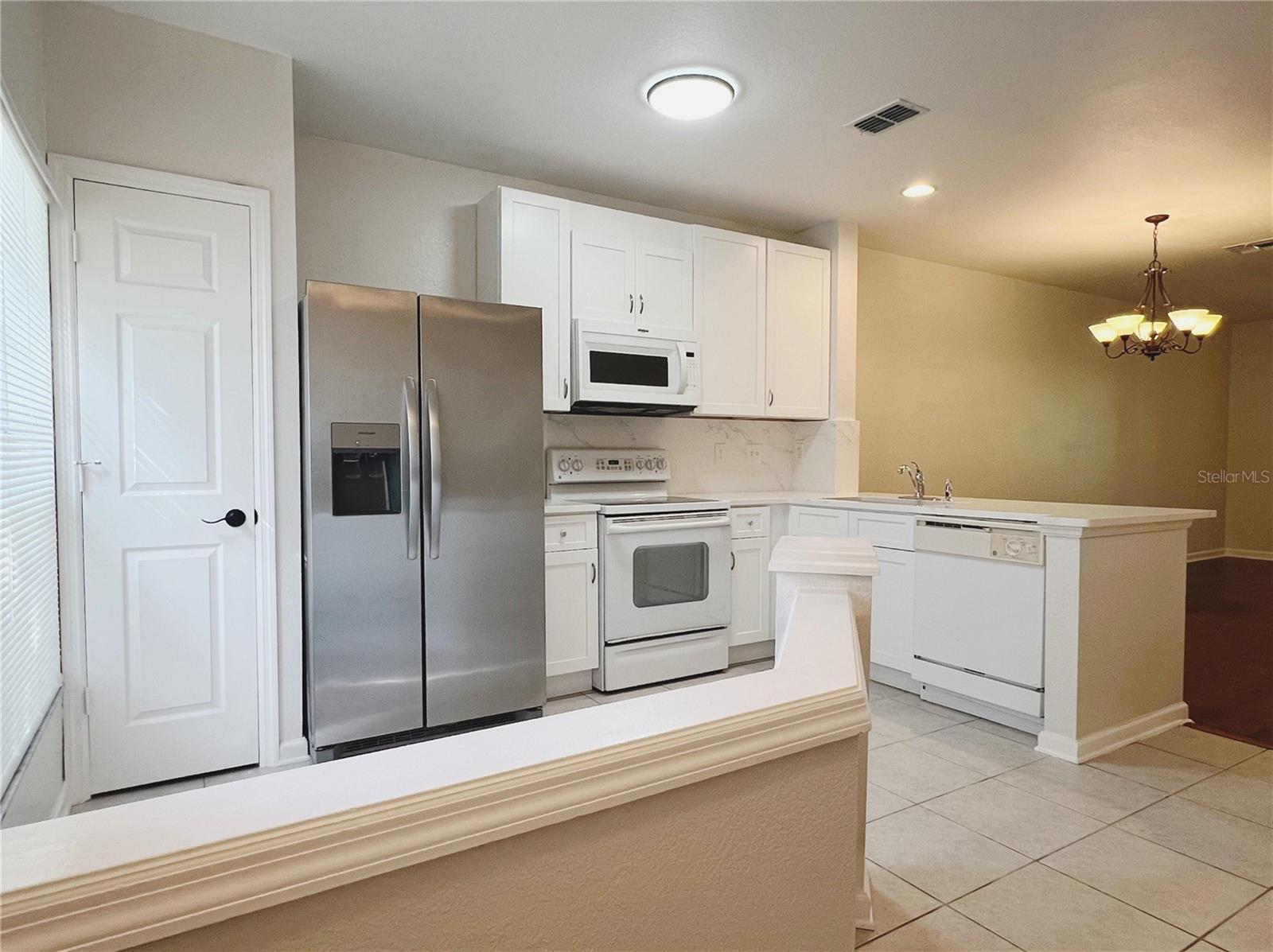 5308 HAWKSTONE DR — photo 3