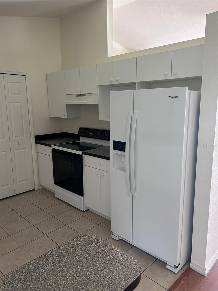 2421 OMAHA DR — photo 4