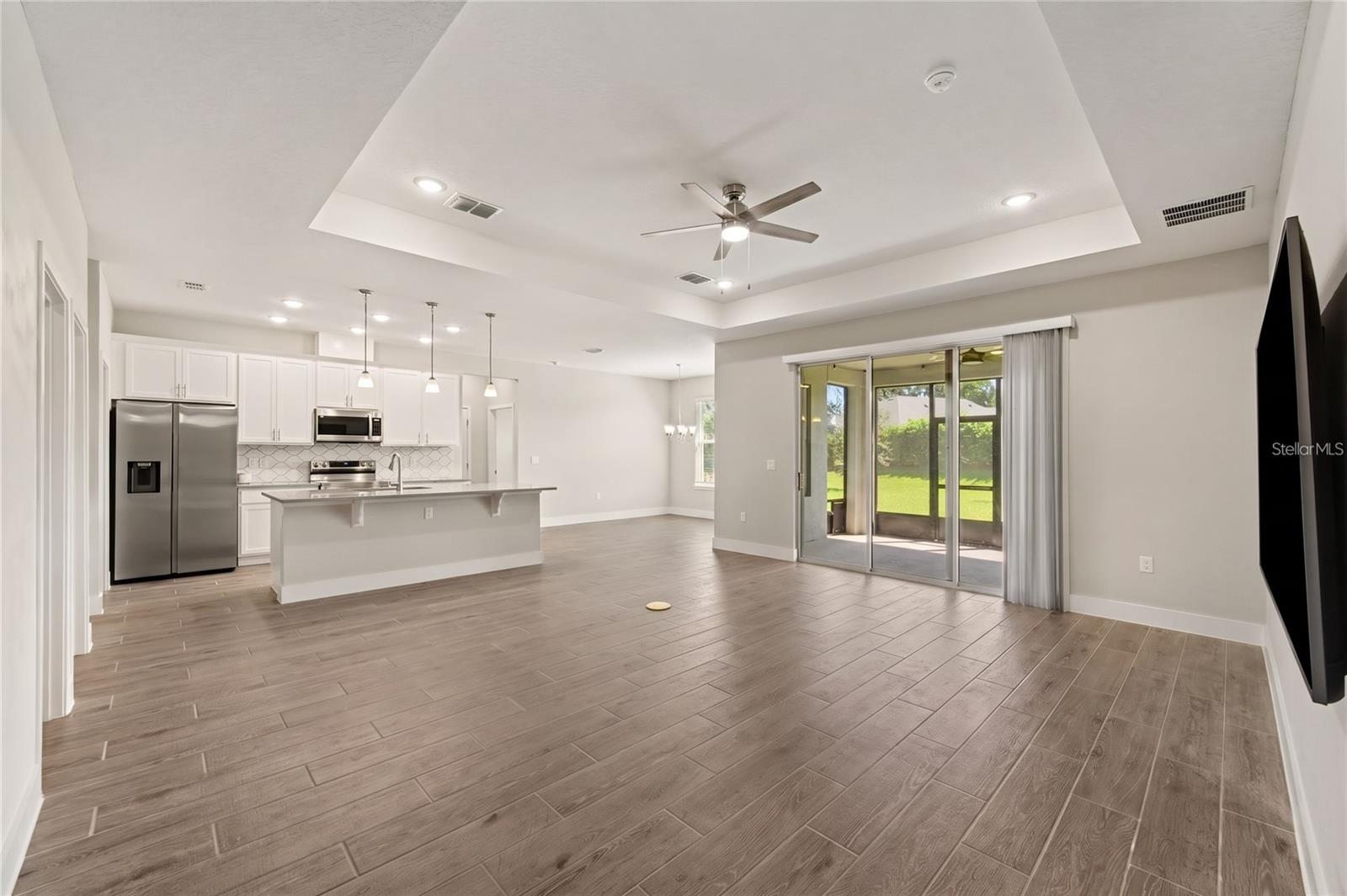 3087 SILVERMINES AVE — photo 9