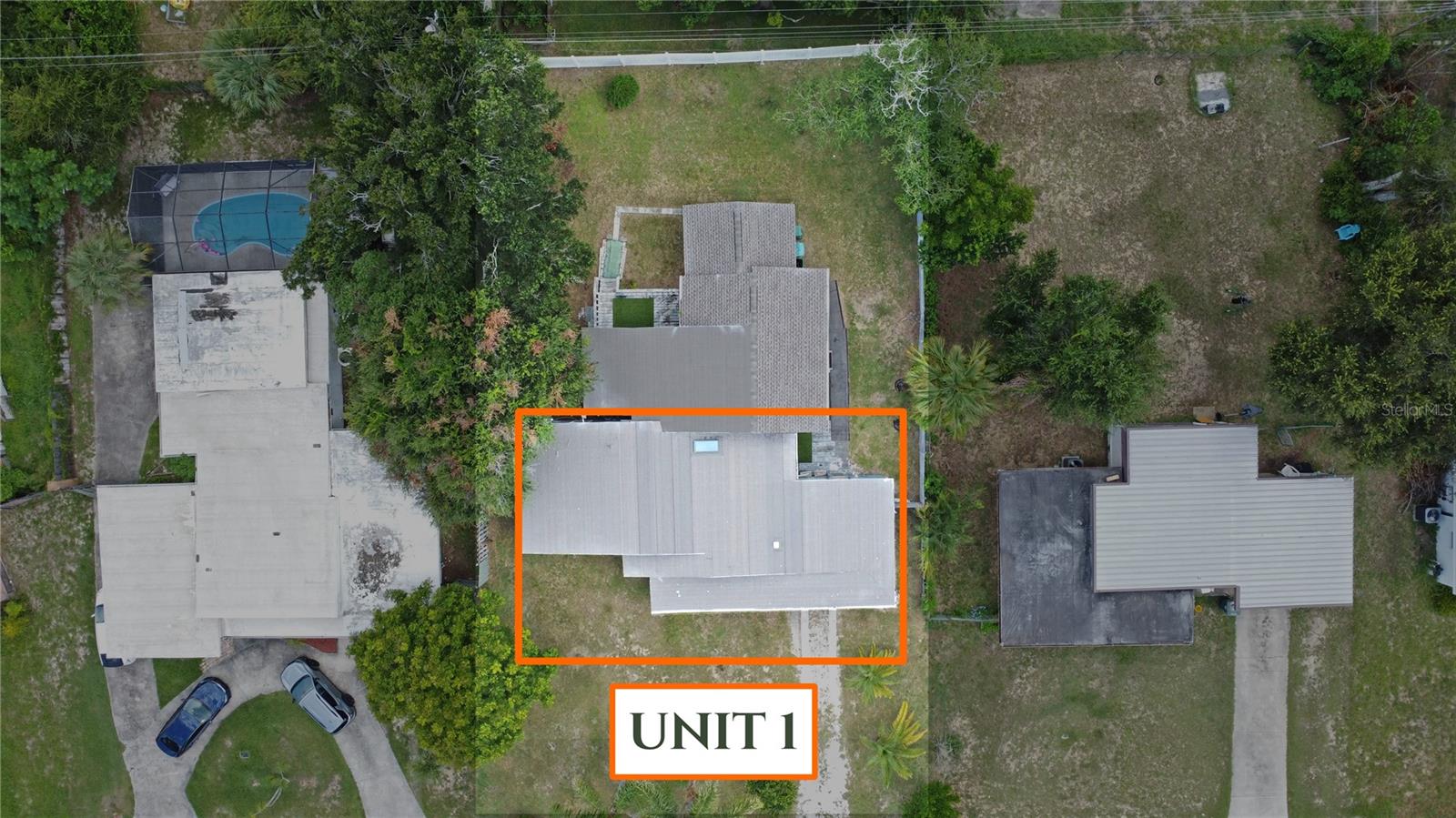 1311 HILLCREST DR — photo 4