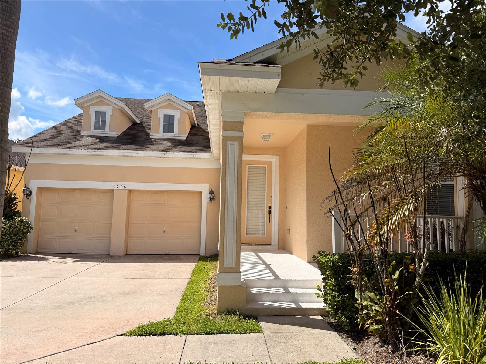 9226 KENSINGTON ROW CT — photo 2