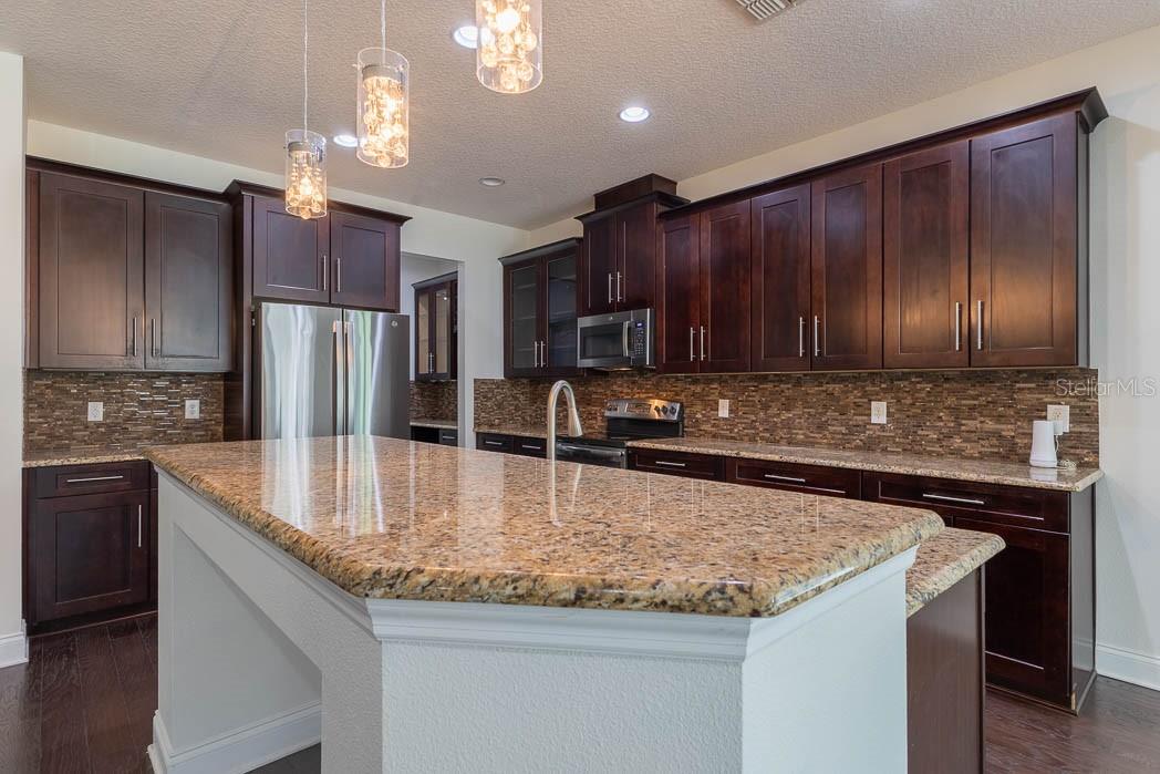 5728 RUE GALILEE LN — photo 8