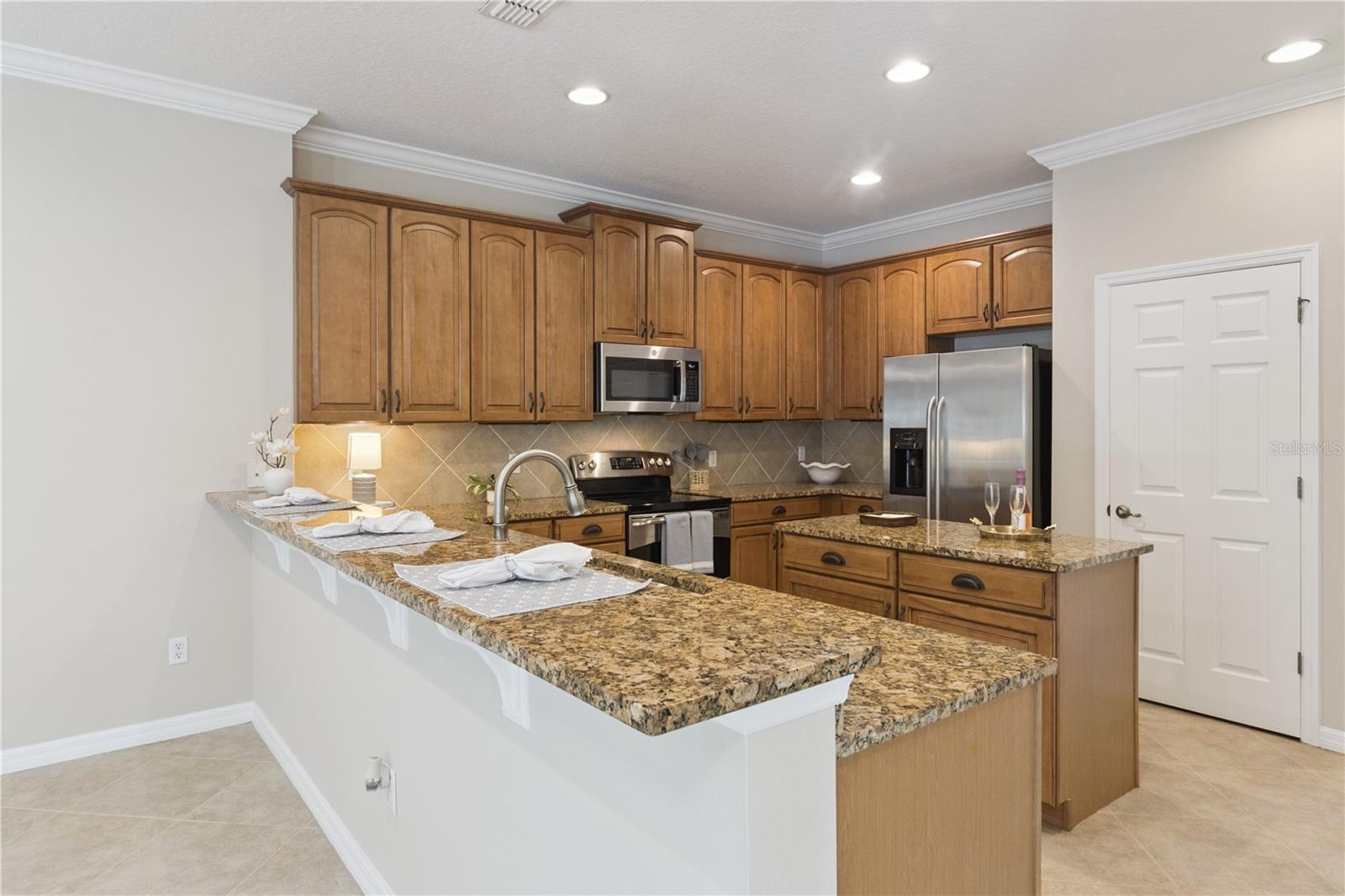 624 VENICE PL — photo 7
