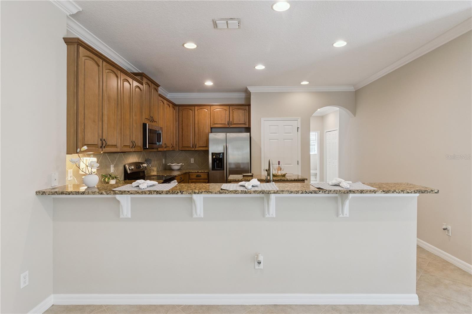 624 VENICE PL — photo 8
