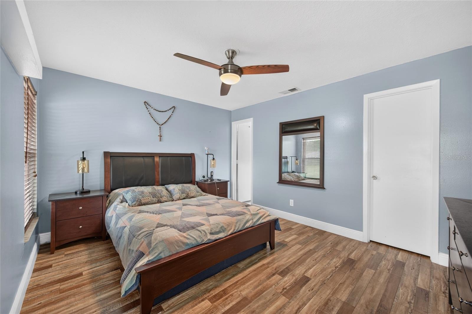 7825 SAPPHIRE LN — photo 12