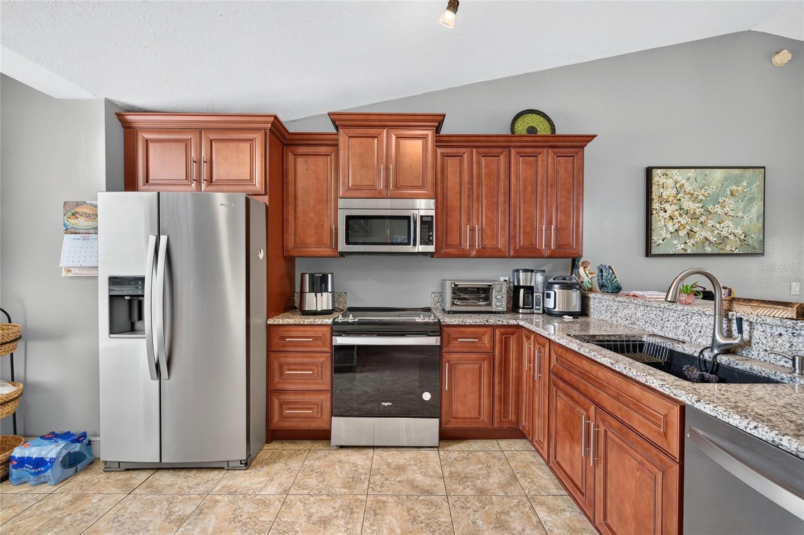 7825 SAPPHIRE LN — photo 5