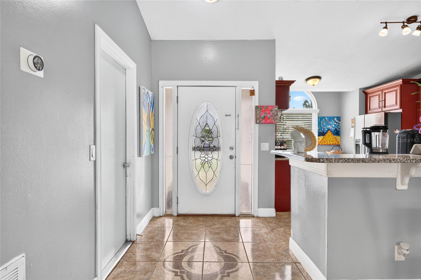 7825 SAPPHIRE LN — photo 7