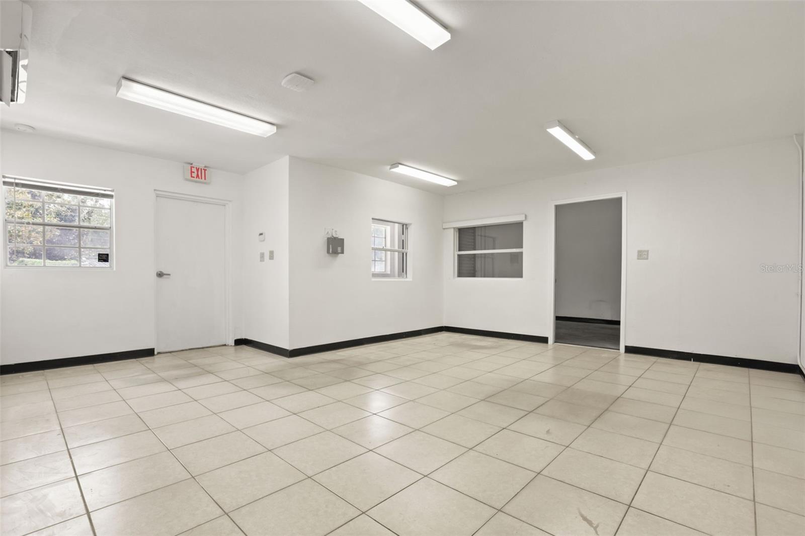 5497 BENCHMARK LN — photo 5