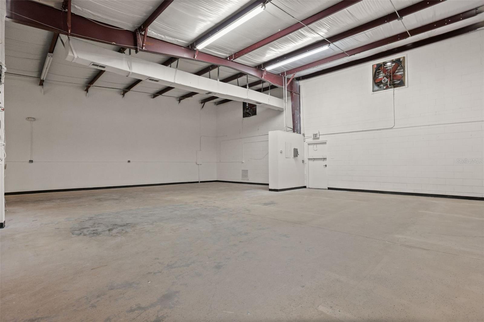 5497 BENCHMARK LN — photo 10