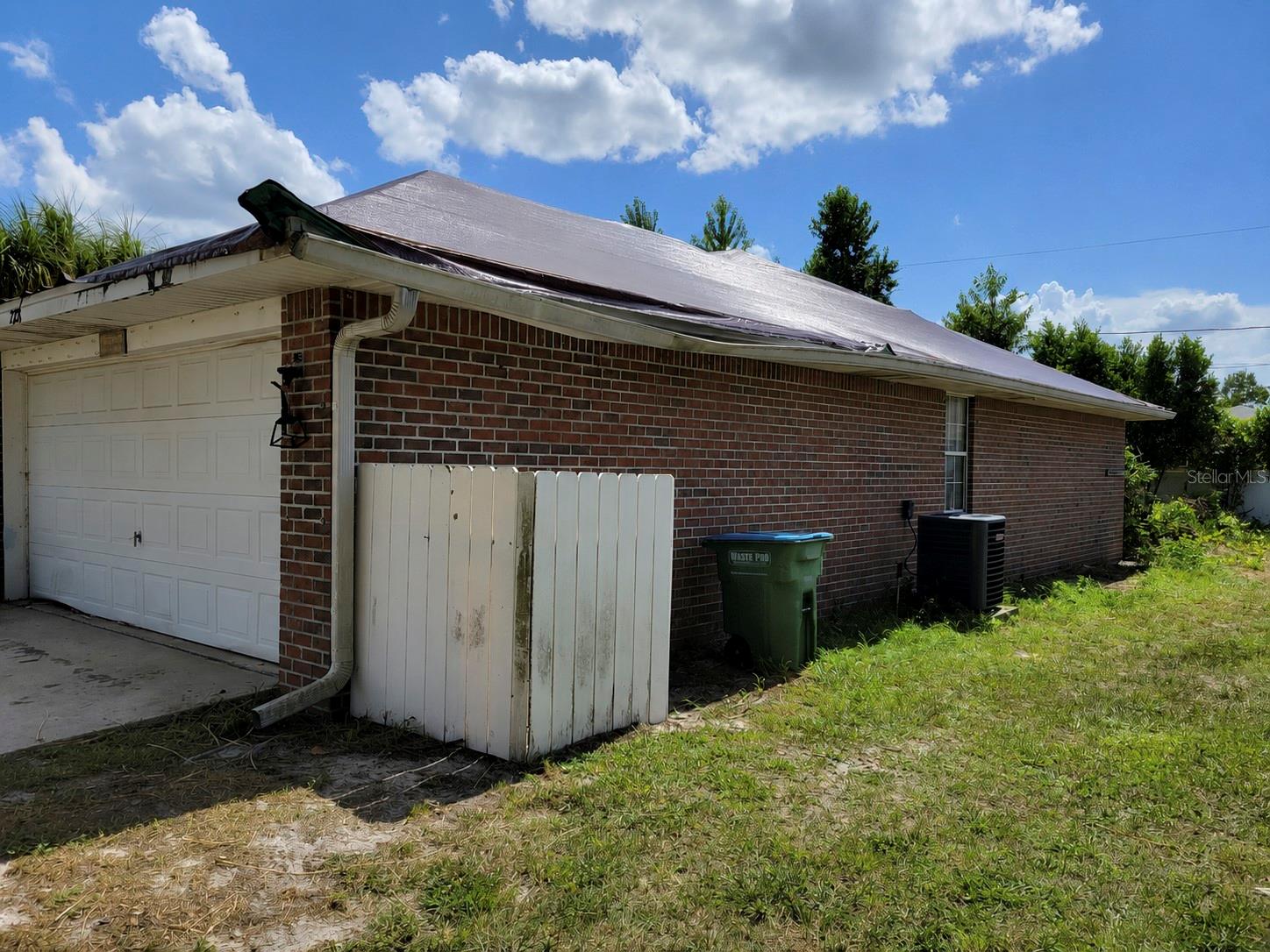 2728 W COVINGTON DR — photo 2