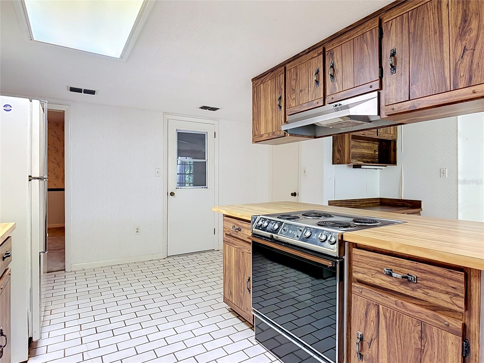 108 RIO PINAR DR — photo 10