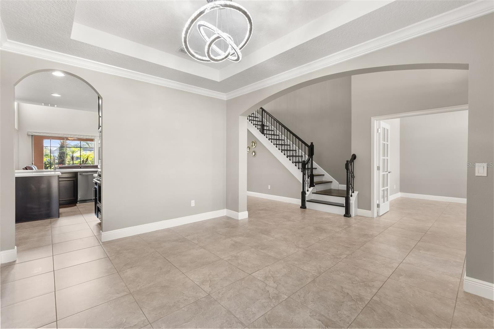 803 SHERBOURNE CIR — photo 12