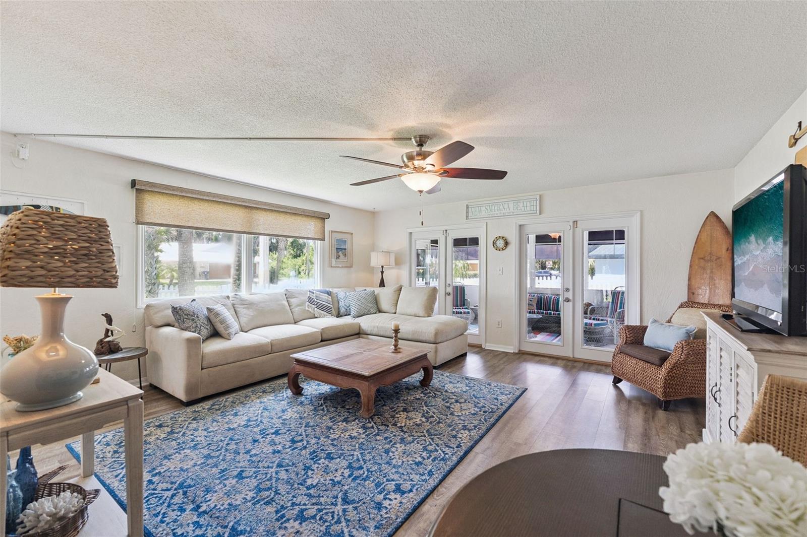 4001 SAXON DR — photo 5