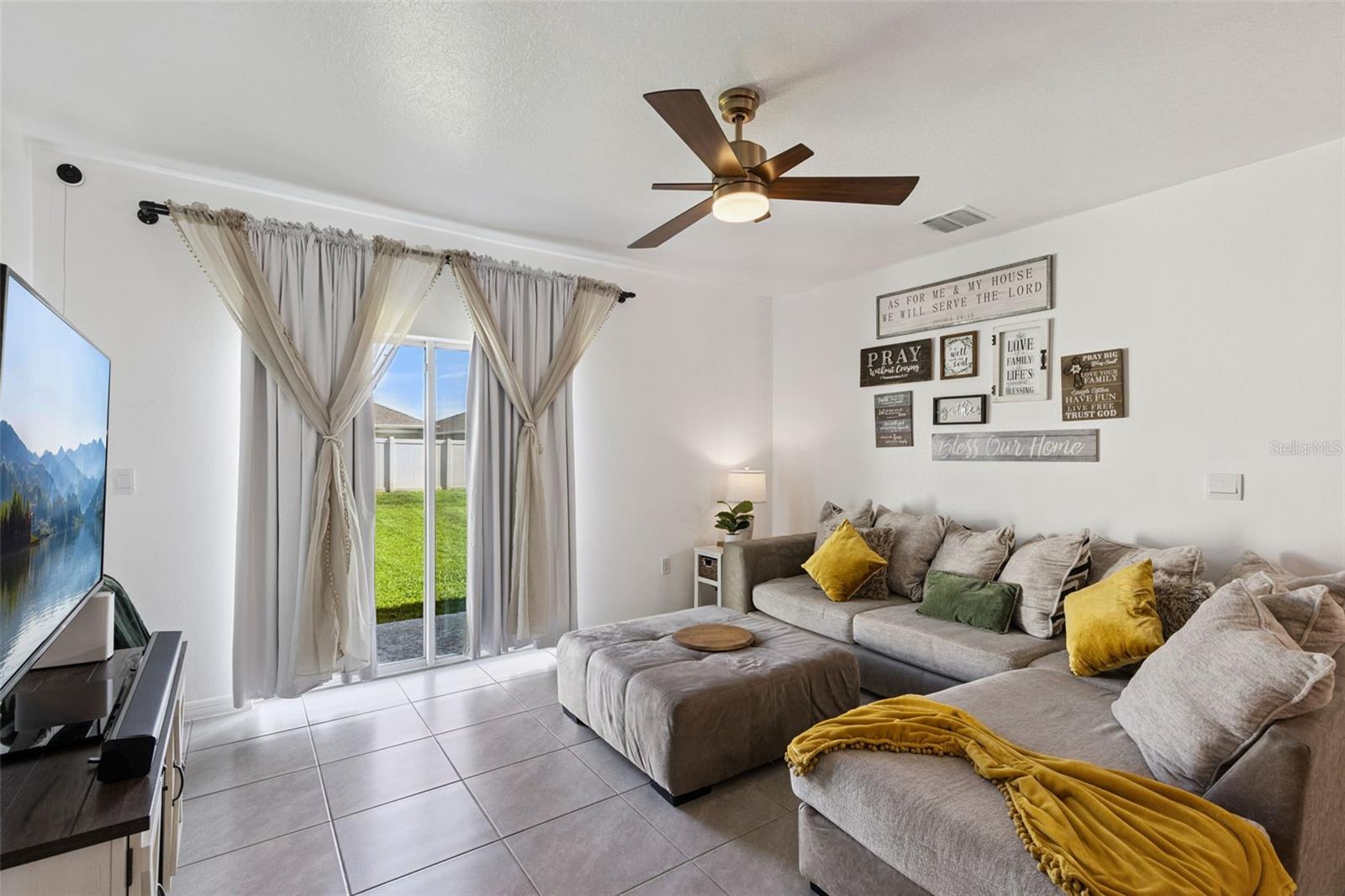 3676 SUNGROVE CIR — photo 8