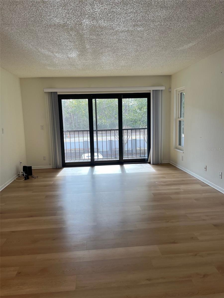 1321 S PINE RIDGE CIR #21 — photo 2
