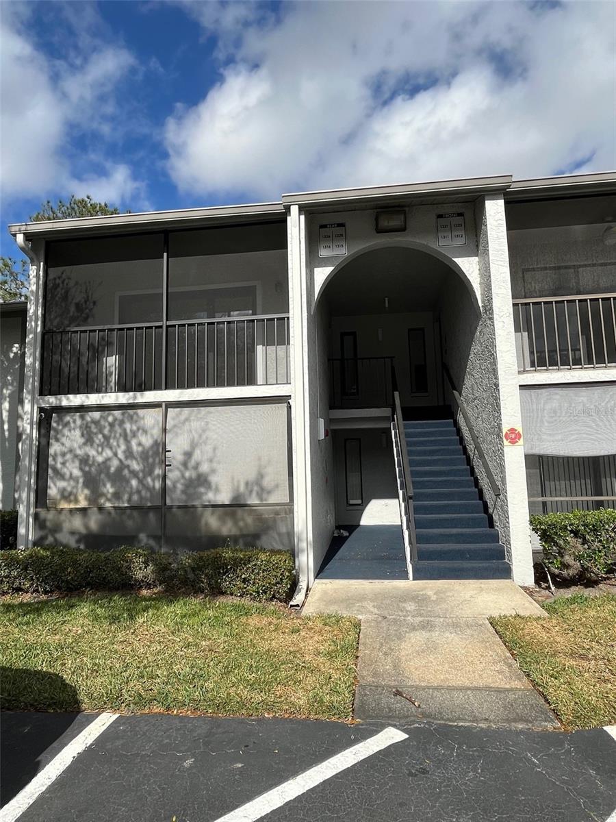 1321 S PINE RIDGE CIR #21