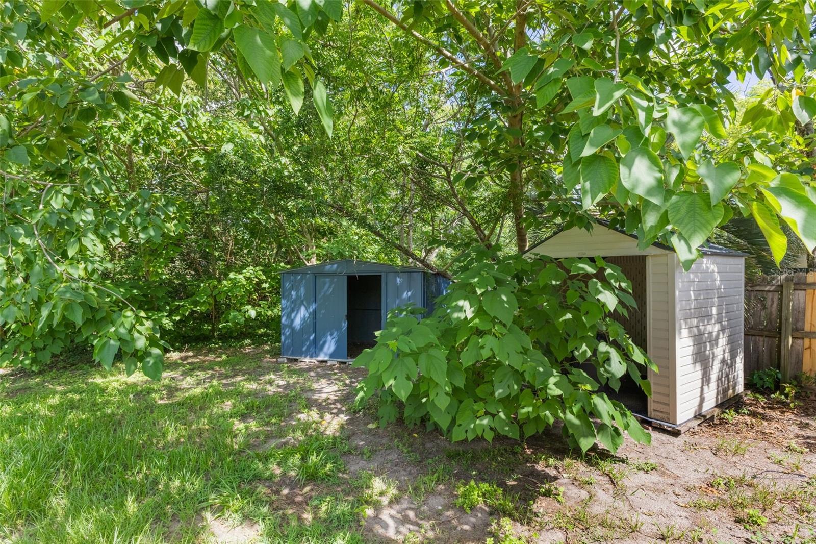 212 HOMEWOOD DR — photo 11