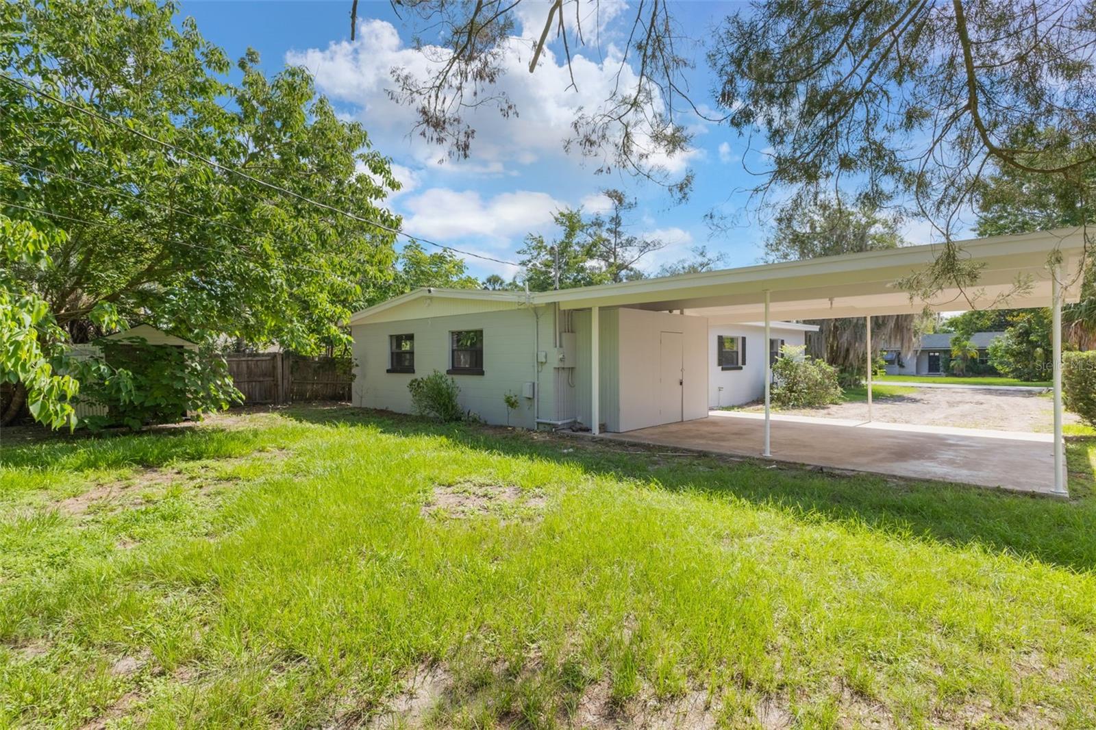 212 HOMEWOOD DR — photo 12