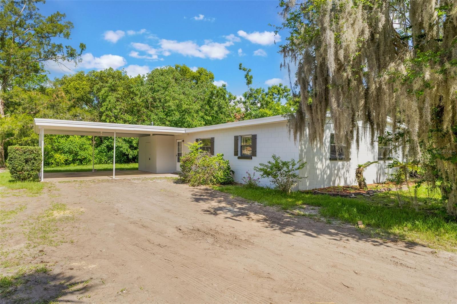 212 HOMEWOOD DR