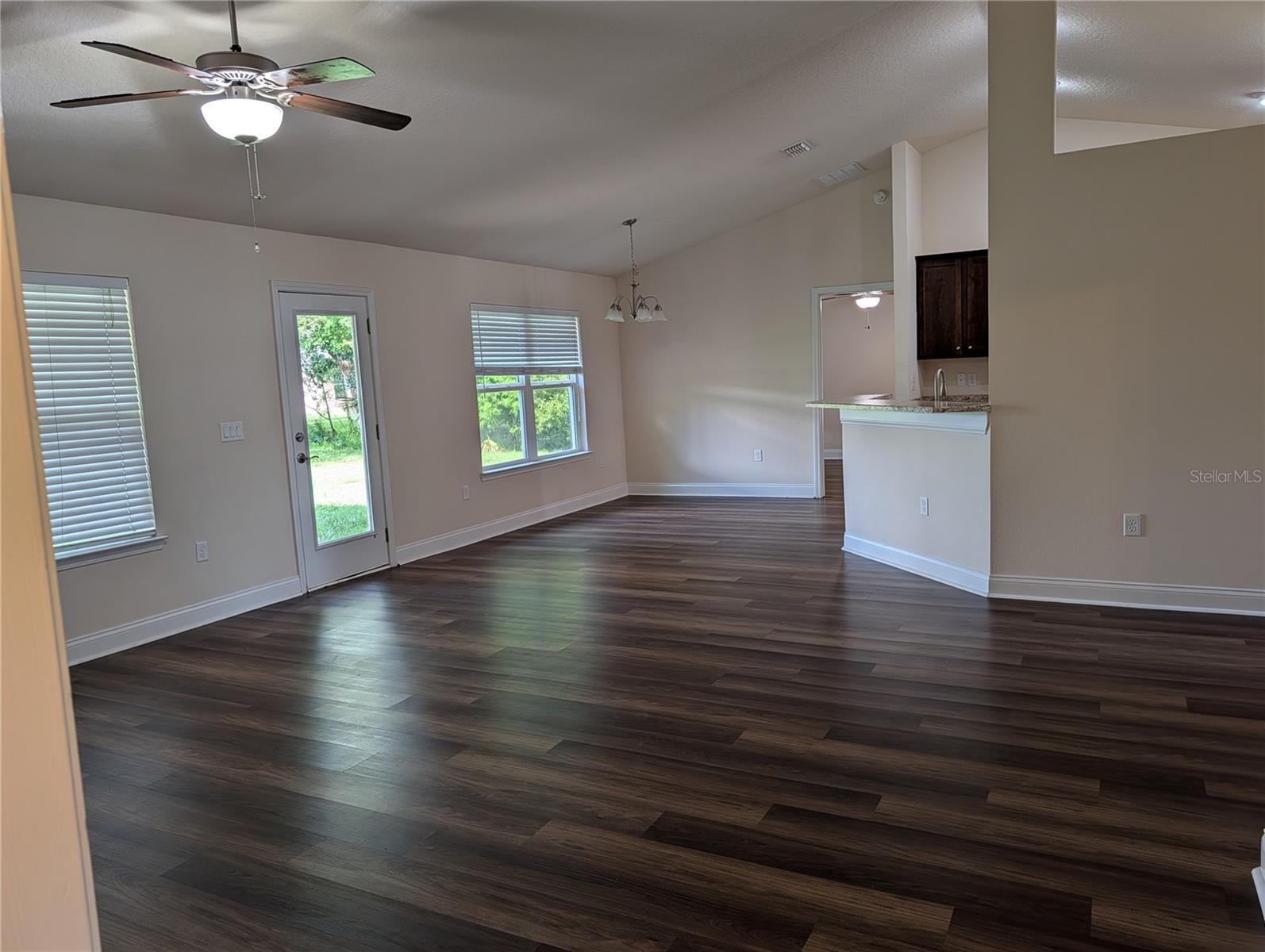 43 BUTTERMILL DR — photo 5