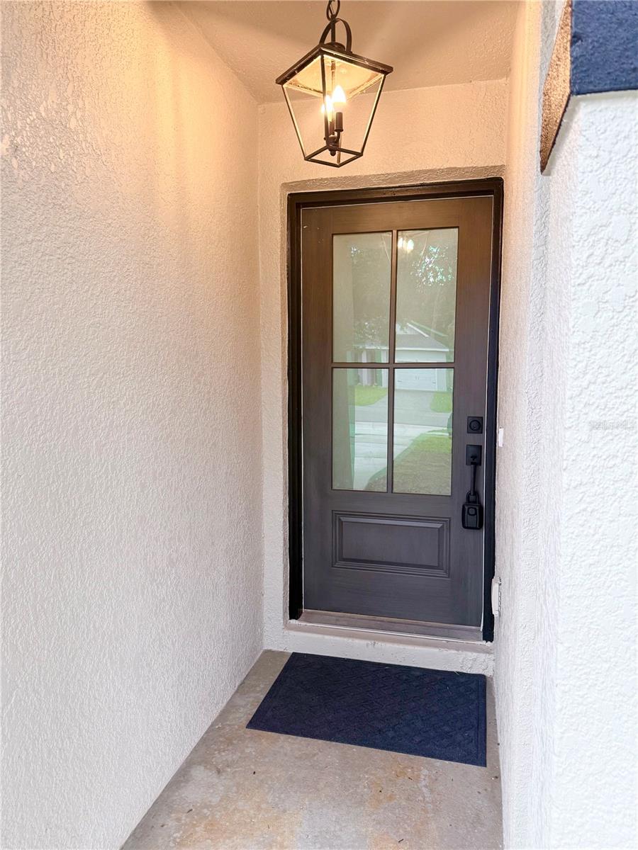 1112 W 7TH ST — photo 2