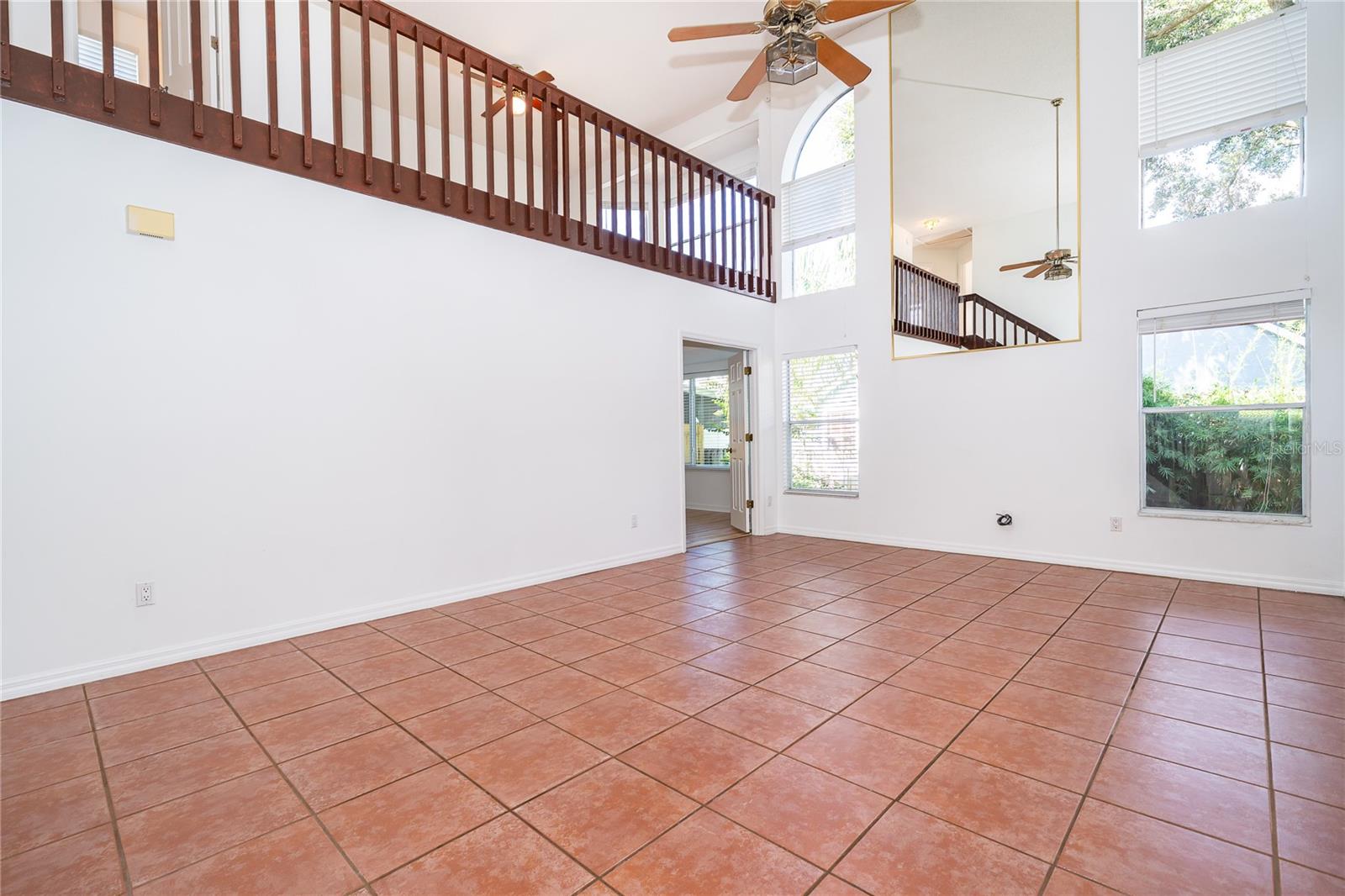 696 REMINGTON OAK DR — photo 6
