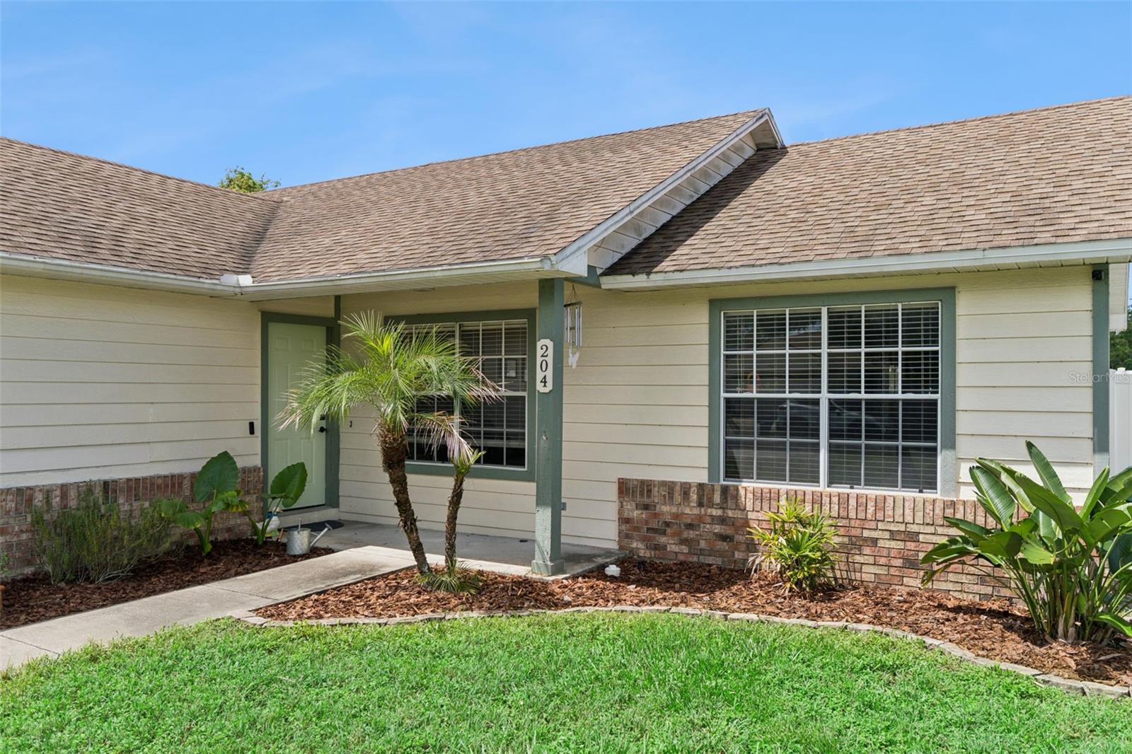204 S BRISTOL CIR — photo 8