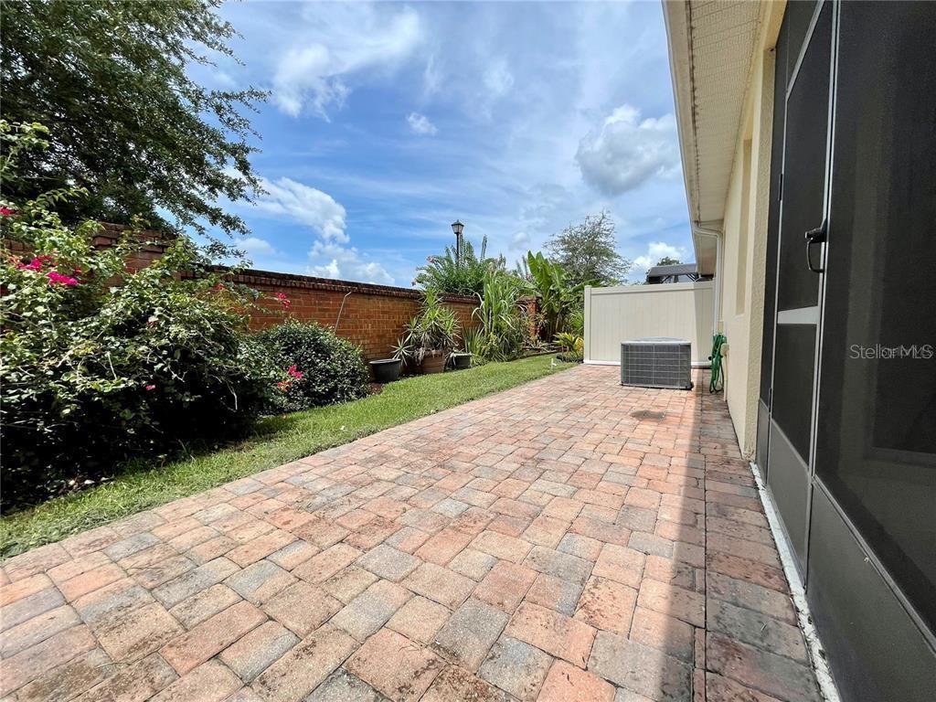 5083 FIORELLA LN — photo 3