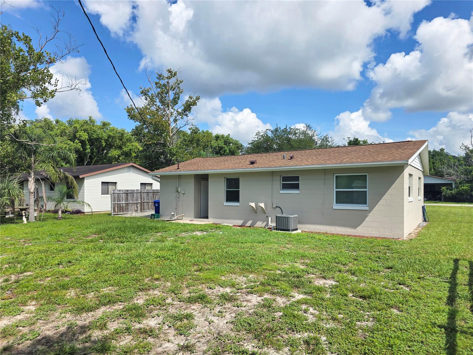 185 E LAKE MARY AVE — photo 9