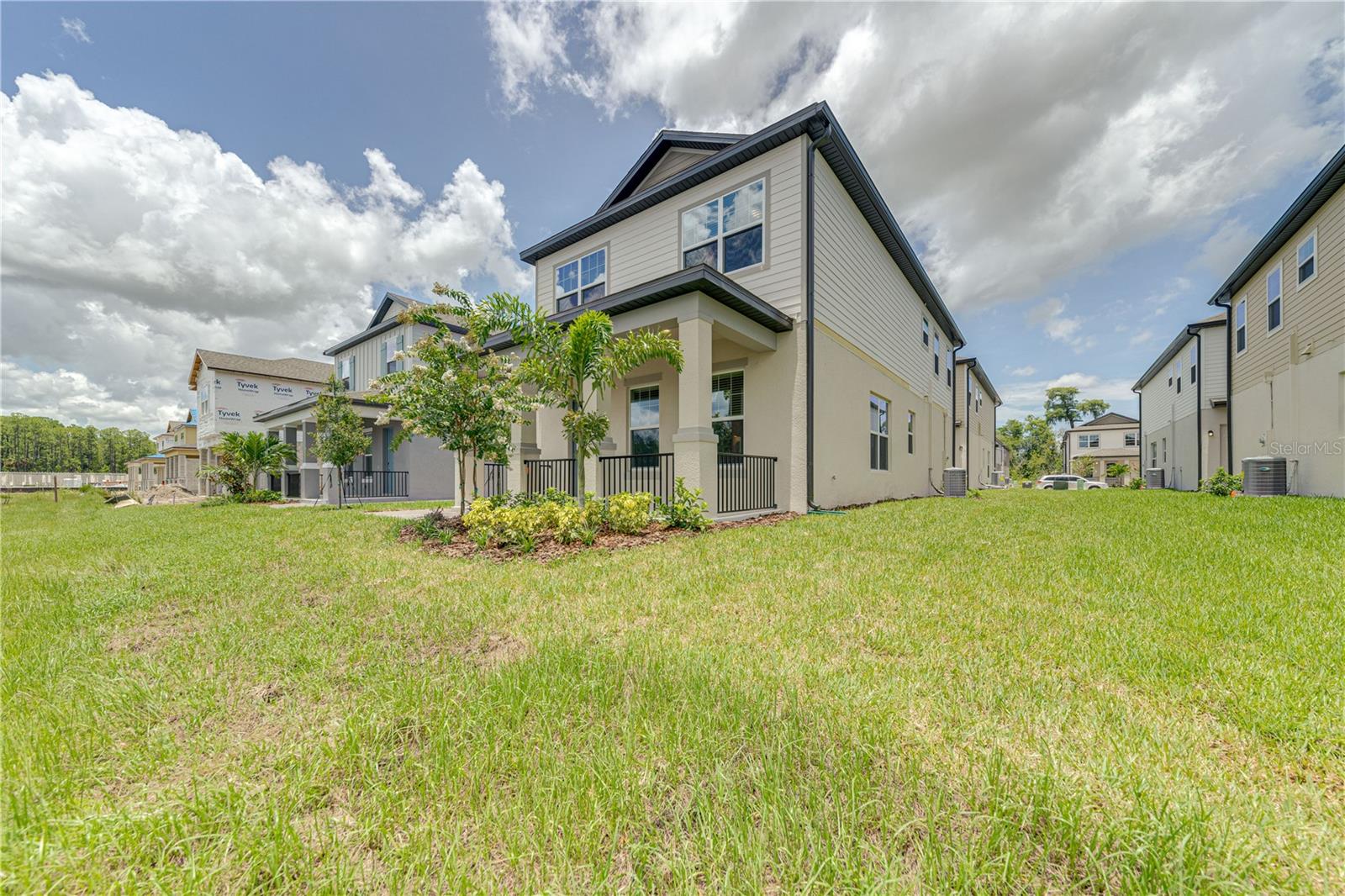 524 VENETIAN PALMS BLVD — photo 2