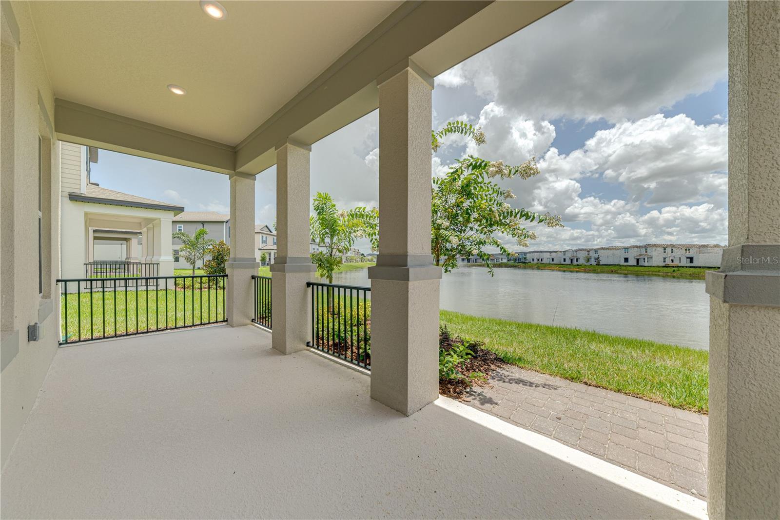 524 VENETIAN PALMS BLVD — photo 6