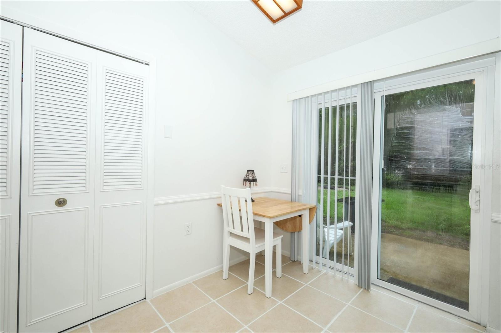 12237 EASTCOVE DR — photo 11