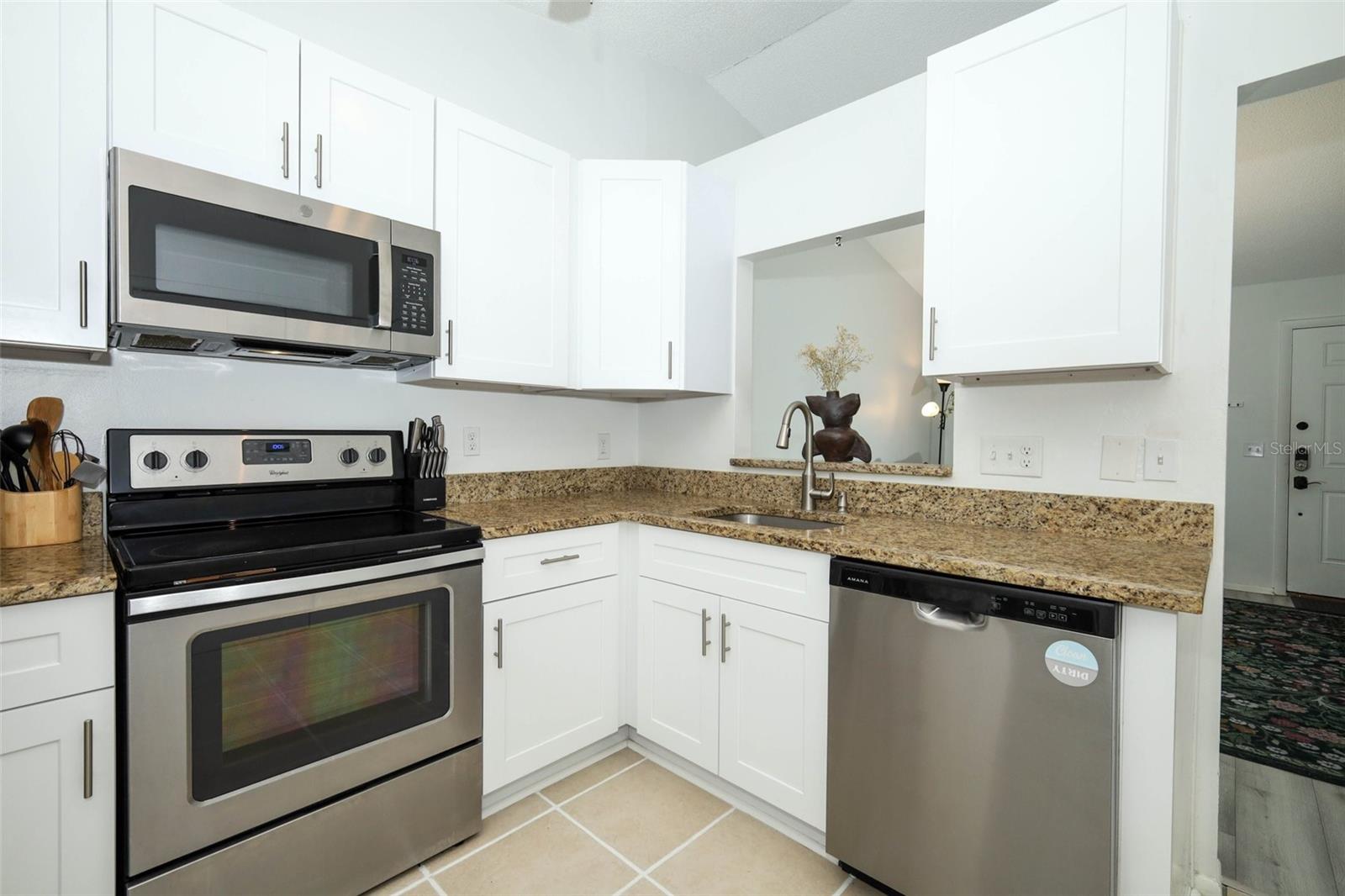 12237 EASTCOVE DR — photo 9