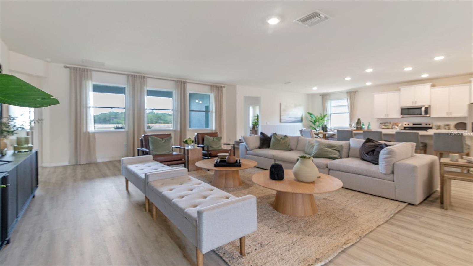 3064 KINGSMAN TRL — photo 2