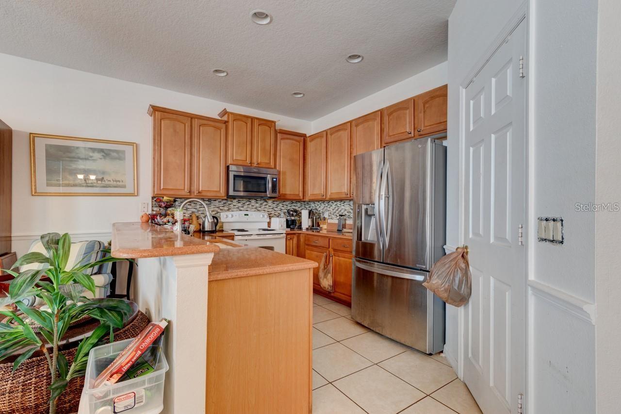 1128 TRAVERTINE TER — photo 4