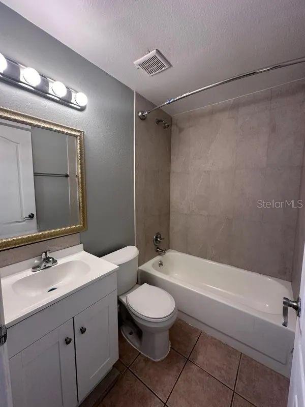90 HIDDEN LAKE DR #124 — photo 6