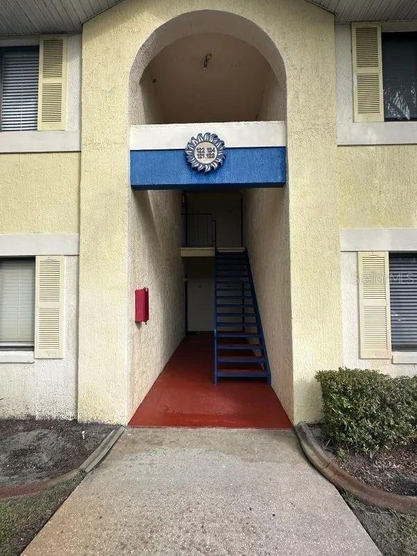 90 HIDDEN LAKE DR #124