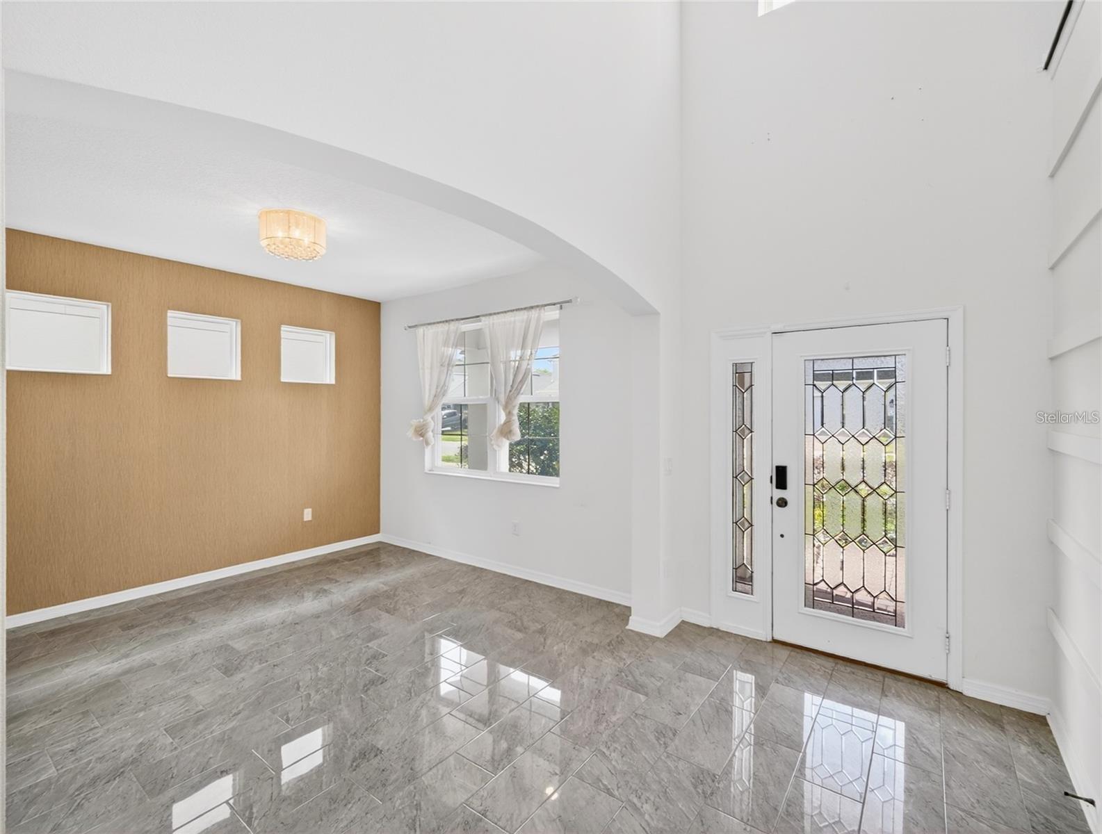 2556 LEYLAND CYPRESS LN — photo 3