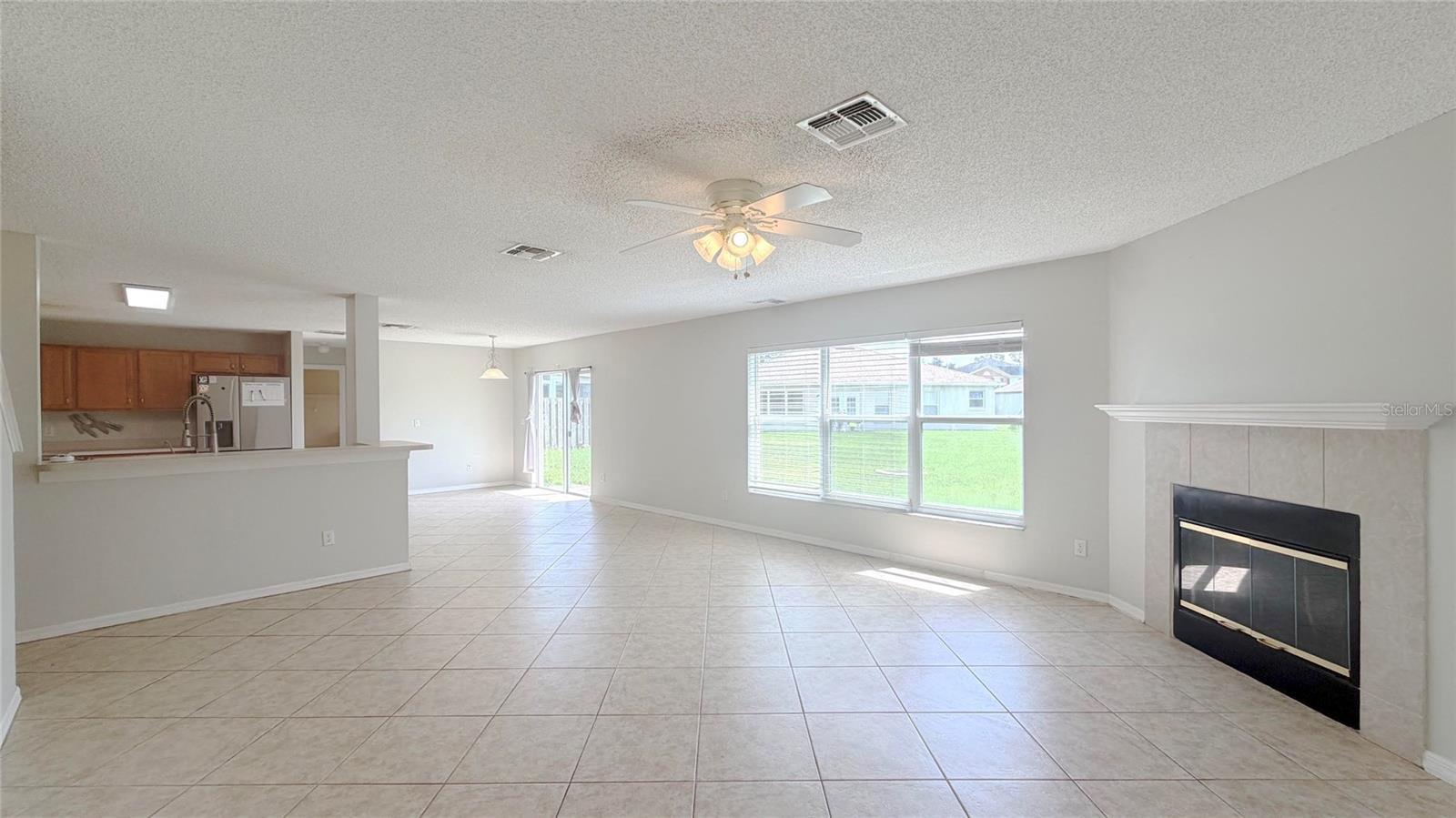 831 HORSESHOE FALLS DR — photo 7